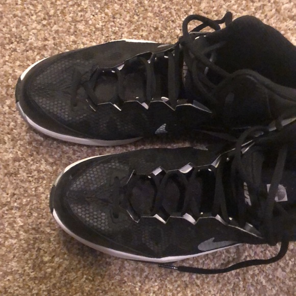 Nike Zoom Shoes - Picture 2 of 3